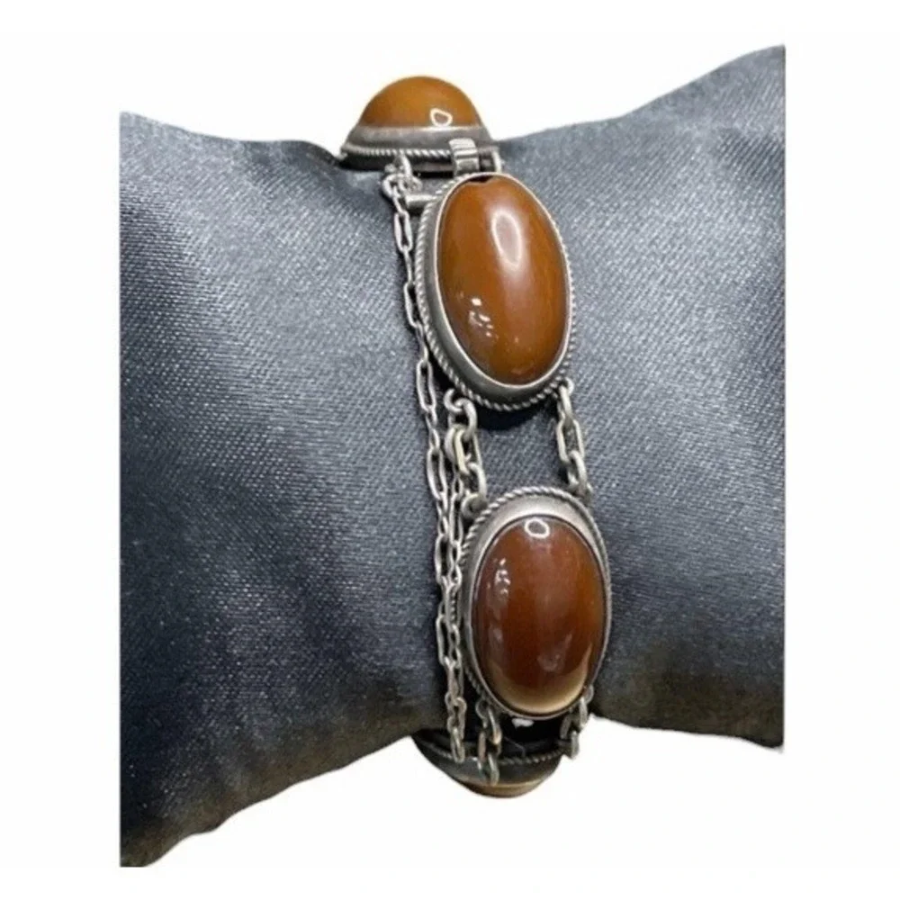 Vintage Taxco? Mexico? 925‎ Silver and Carnelian Bracelet